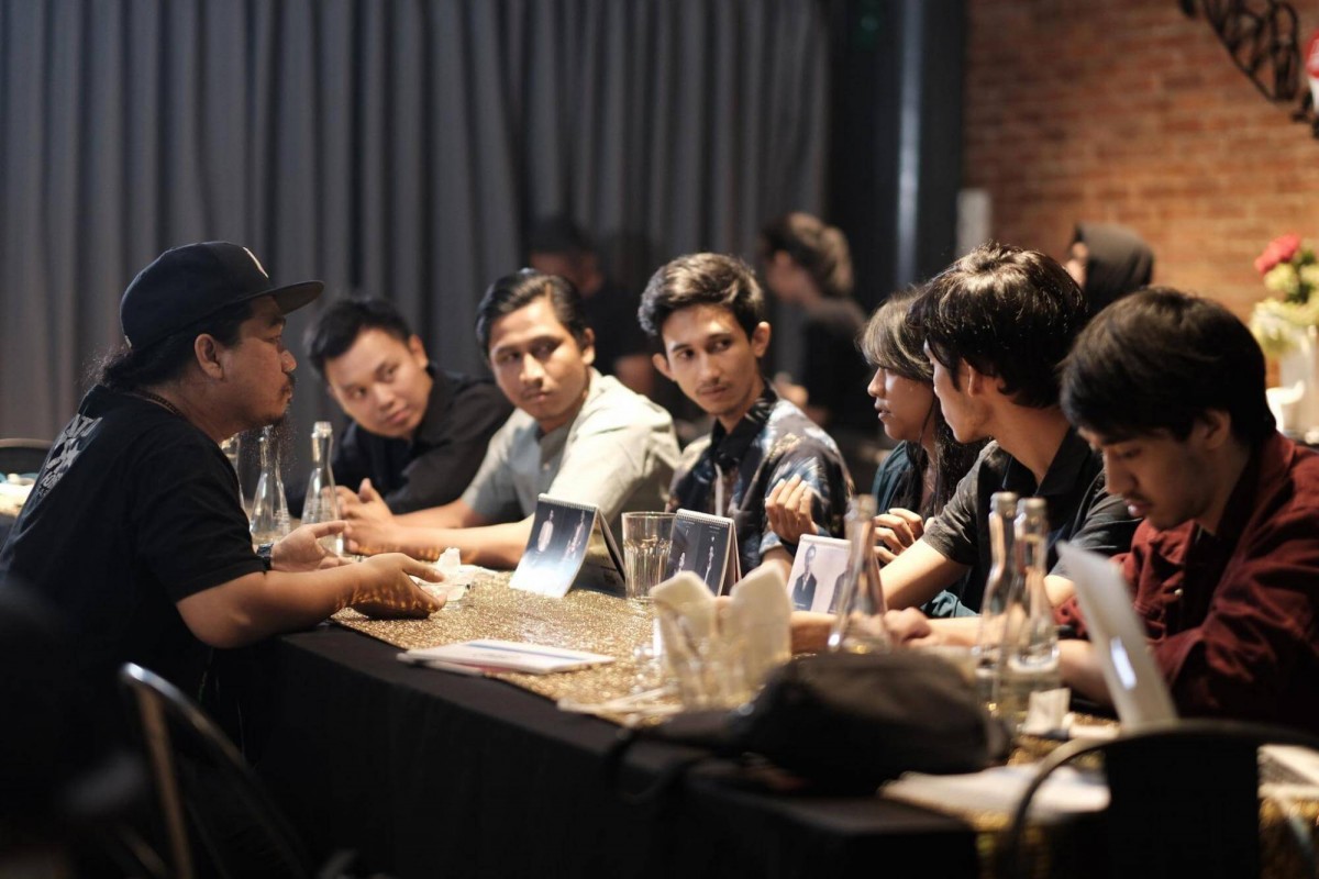 Ketegangan saat Simulasi Tanya Jawab dengan Jurnalis